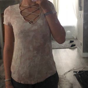 Strapped neck the die top